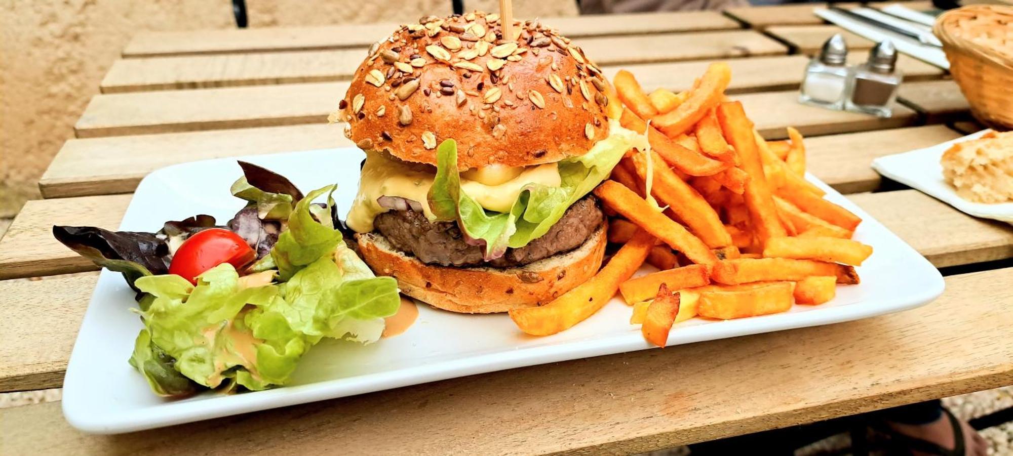 Mazet En Provence Pour 4, Piscine Chauffee Privee, Jardin Clos Prive, Barbecue, Chiens Admis Sainte-Jalle Eksteriør billede