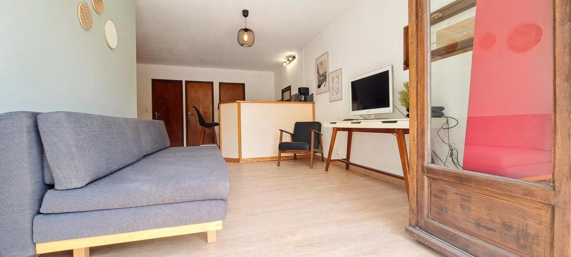Mazet En Provence Pour 4, Piscine Chauffee Privee, Jardin Clos Prive, Barbecue, Chiens Admis Sainte-Jalle Eksteriør billede