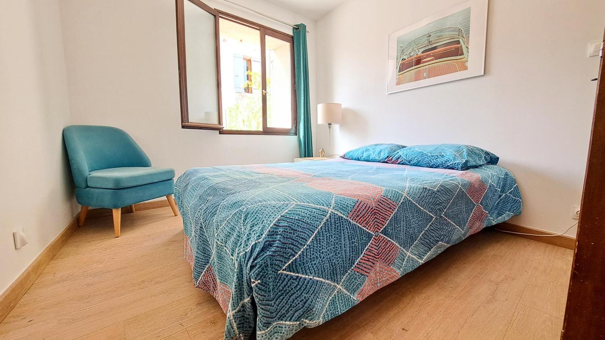 Mazet En Provence Pour 4, Piscine Chauffee Privee, Jardin Clos Prive, Barbecue, Chiens Admis Sainte-Jalle Eksteriør billede